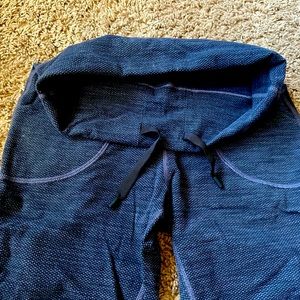 Lululemon align leggings with pockets, size 4